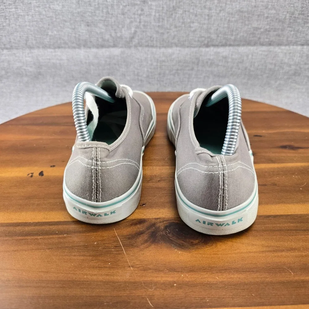 Airwalk Women's Canvas Sneakers Shoes Size 8 Gray Low Top Lace Up‎ Casual